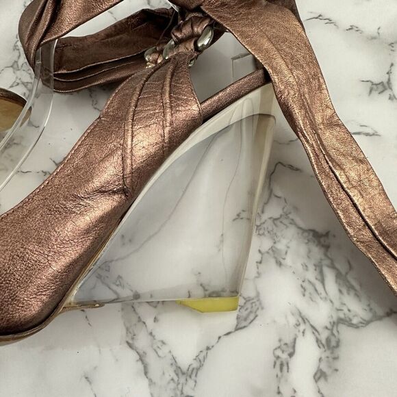 Giuseppe Zanotti Designs Lucite Clear Wedge Sandals Size 38 Bronze Leather Strap - Picture 8 of 11
